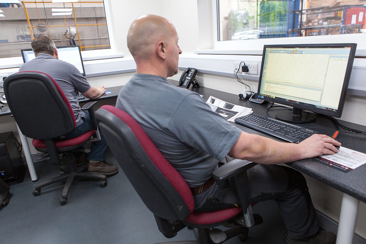 es_7008_CAD-work