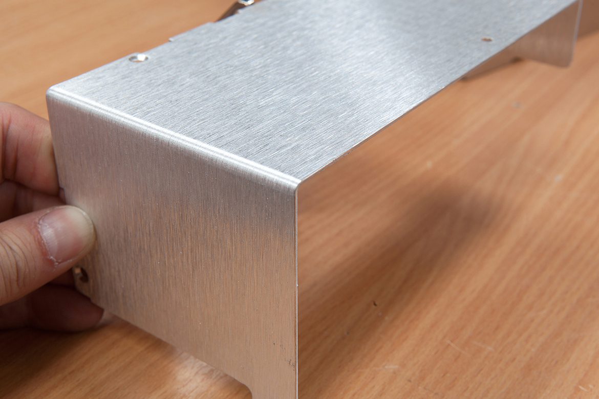 Linishing on stainless steel or aluminium